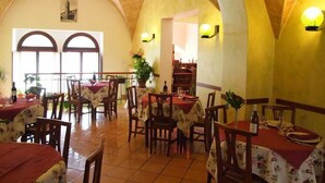 Dining - Albergo Ancajani (Assisi)