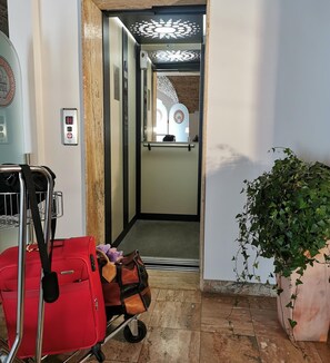 Interior - Hotel San Rufino (Assisi)
