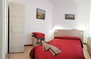 Cribs/infant beds, free WiFi, bed sheets - Hotel San Rufino (Assisi)