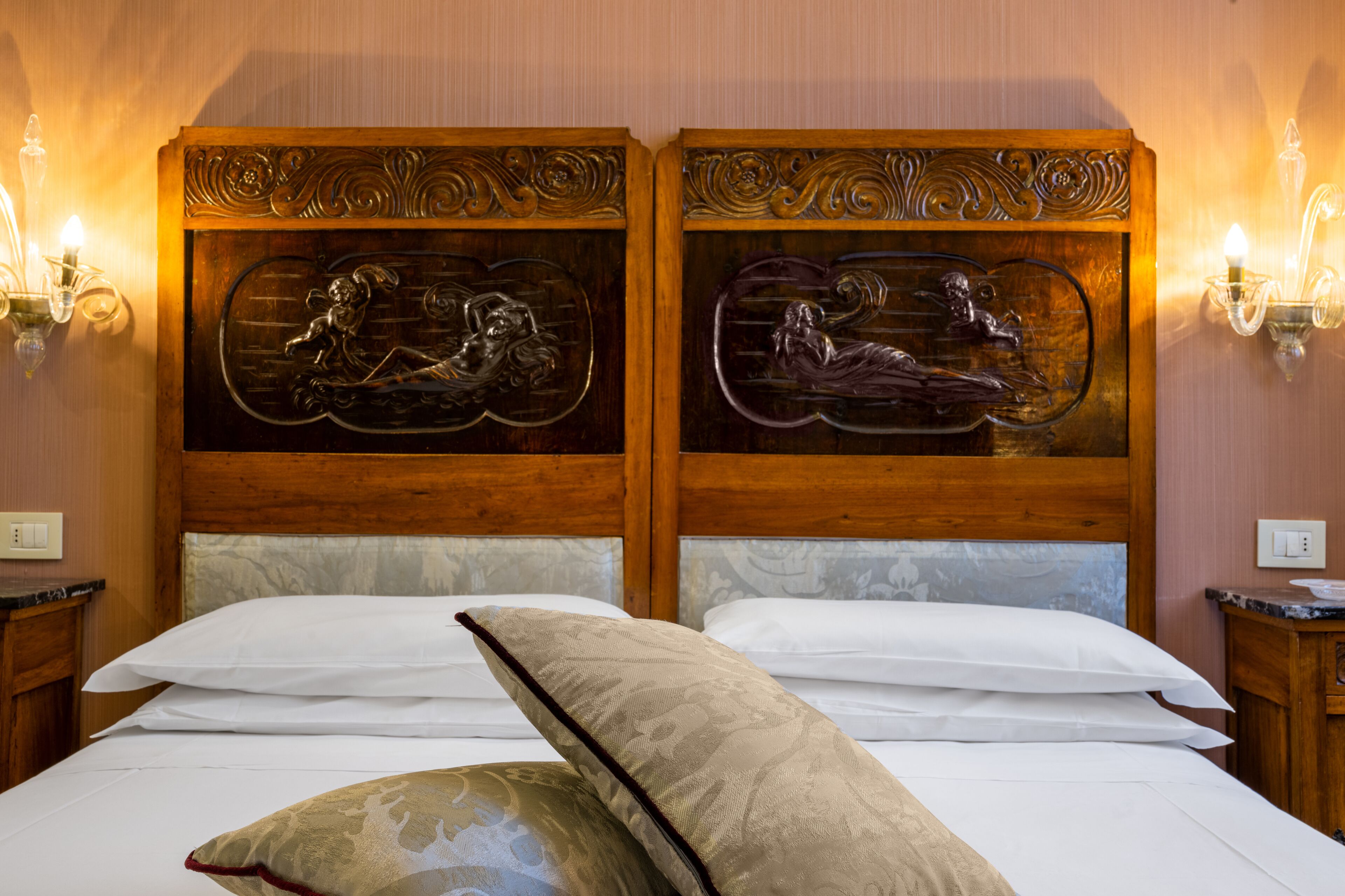 classic double or twin room | in-room safe, individually decorated, individually furnished, free wifi