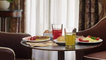 Daily buffet breakfast (EUR 15 per person)