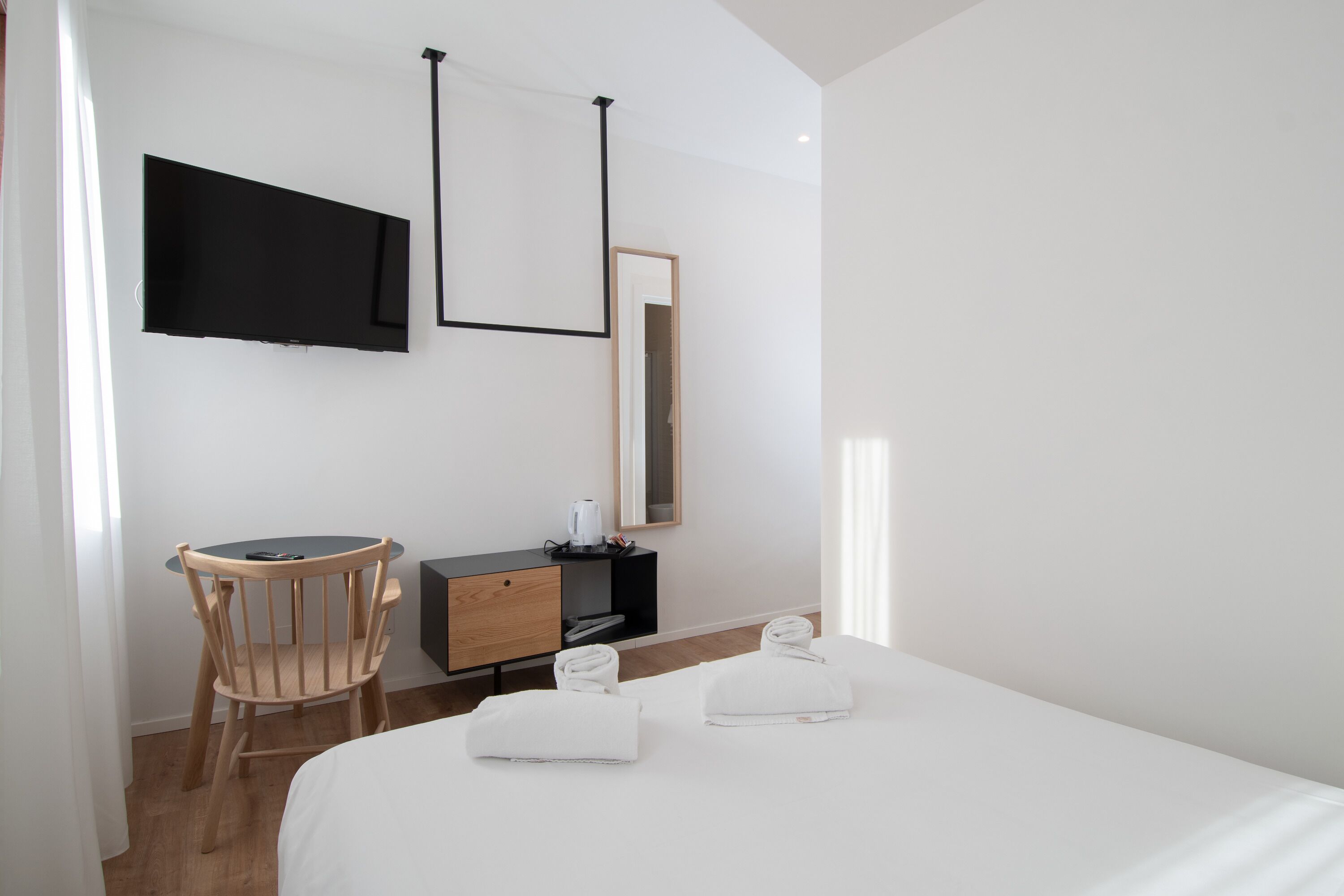 standard double or twin room | premium bedding, down duvets, in-room safe, cots/infant beds