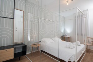 Chambre supérieure double | Literie de qualité, couette en duvet, coffre-fort