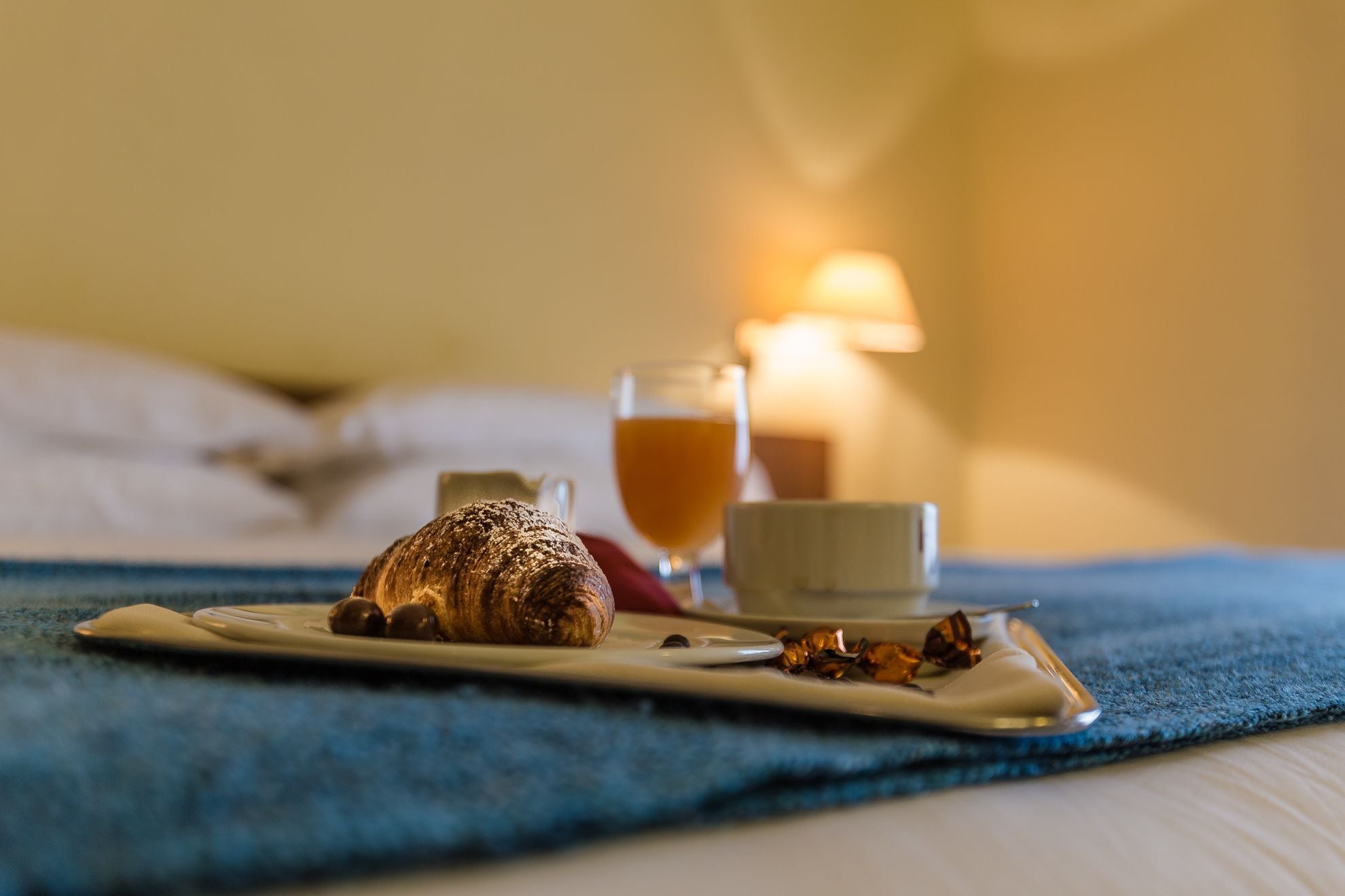 room service – dining