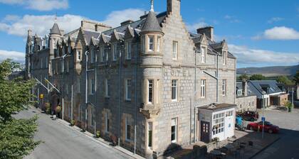 The Grant Arms Hotel