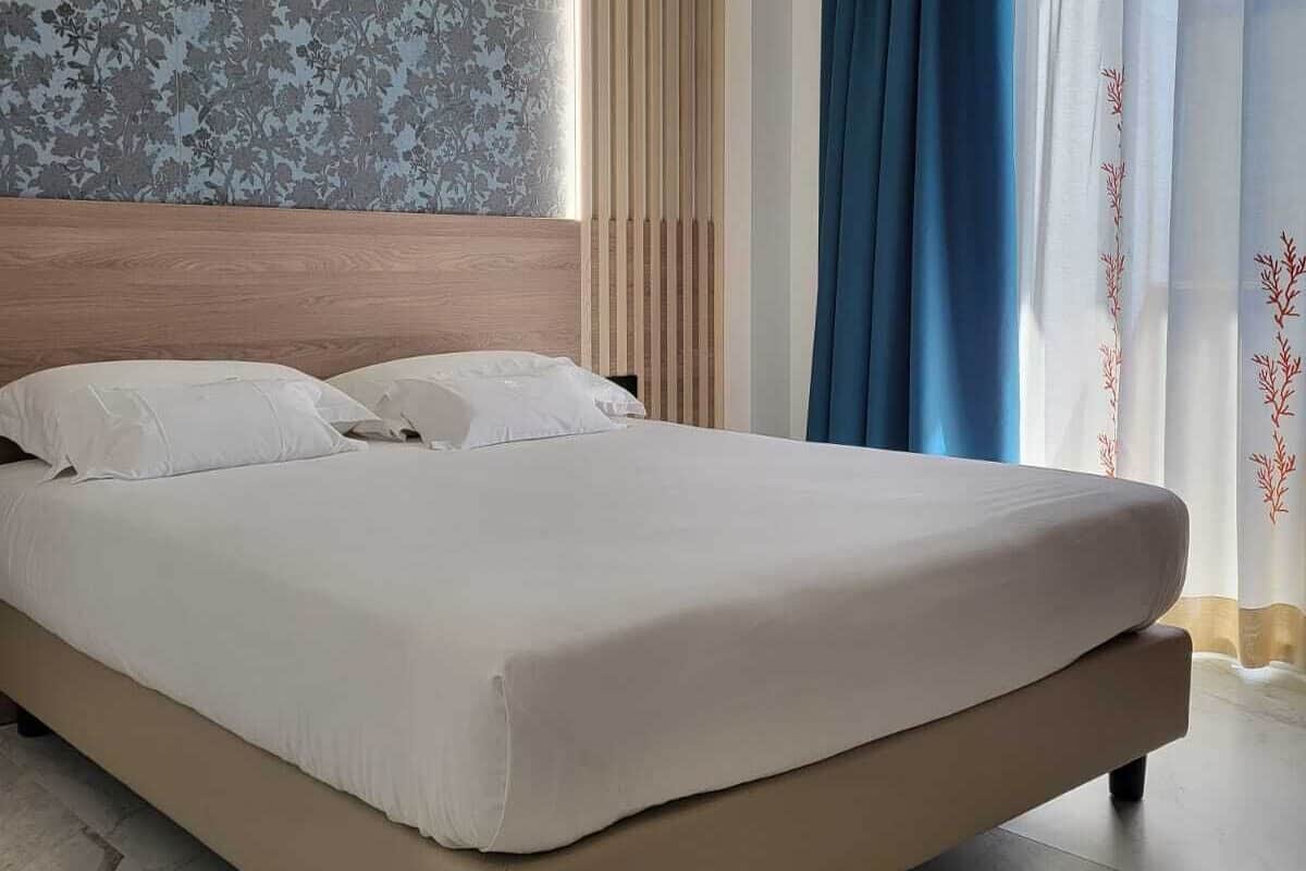 Superior Double Room | Minibar, in-room safe, desk, soundproofing