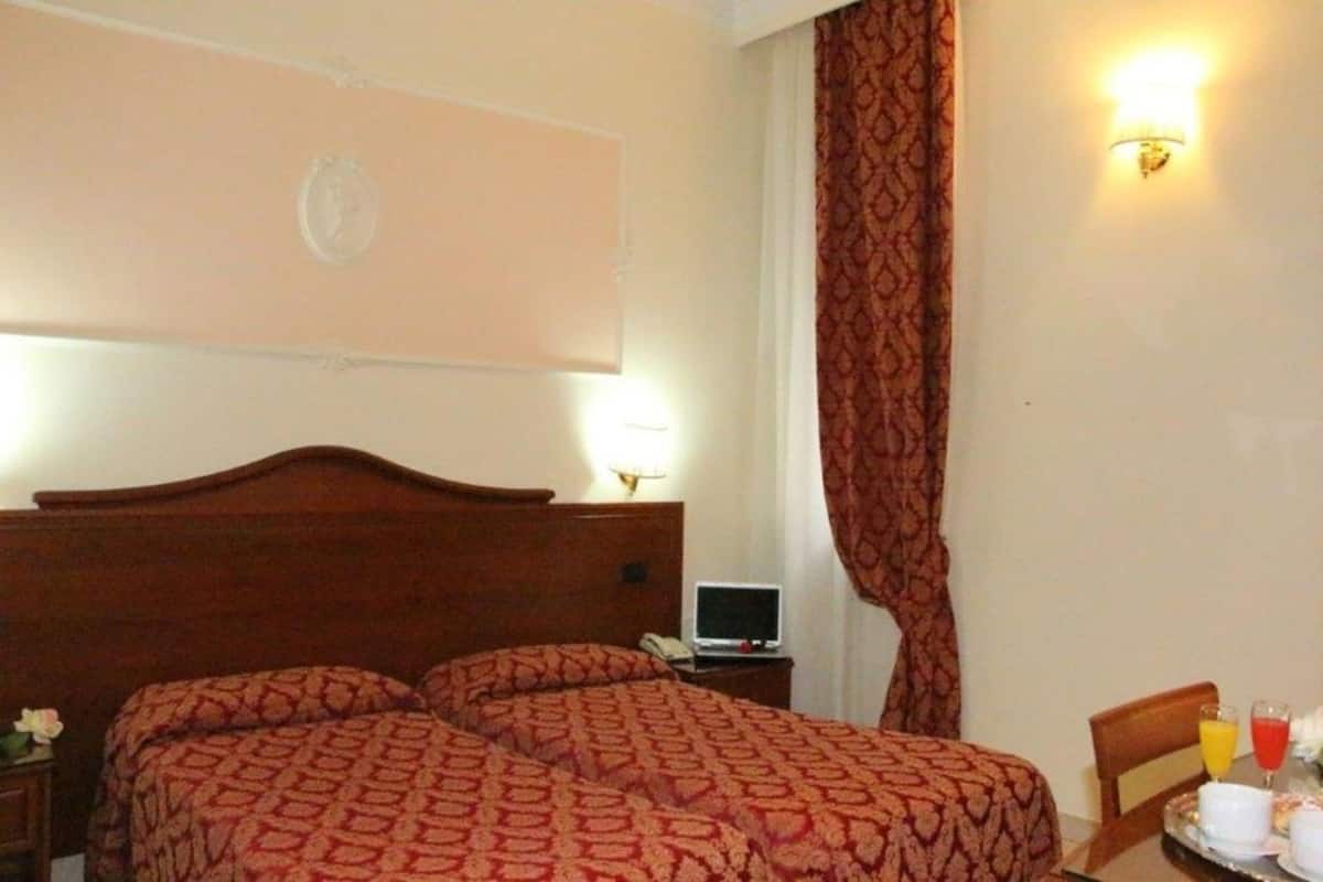 Peralatan tempat tidur premium, gebar bulu kapas, bar mini