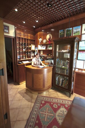 Check-in/check-out kiosk - Antica Villa Graziella Hotel (Mestre)