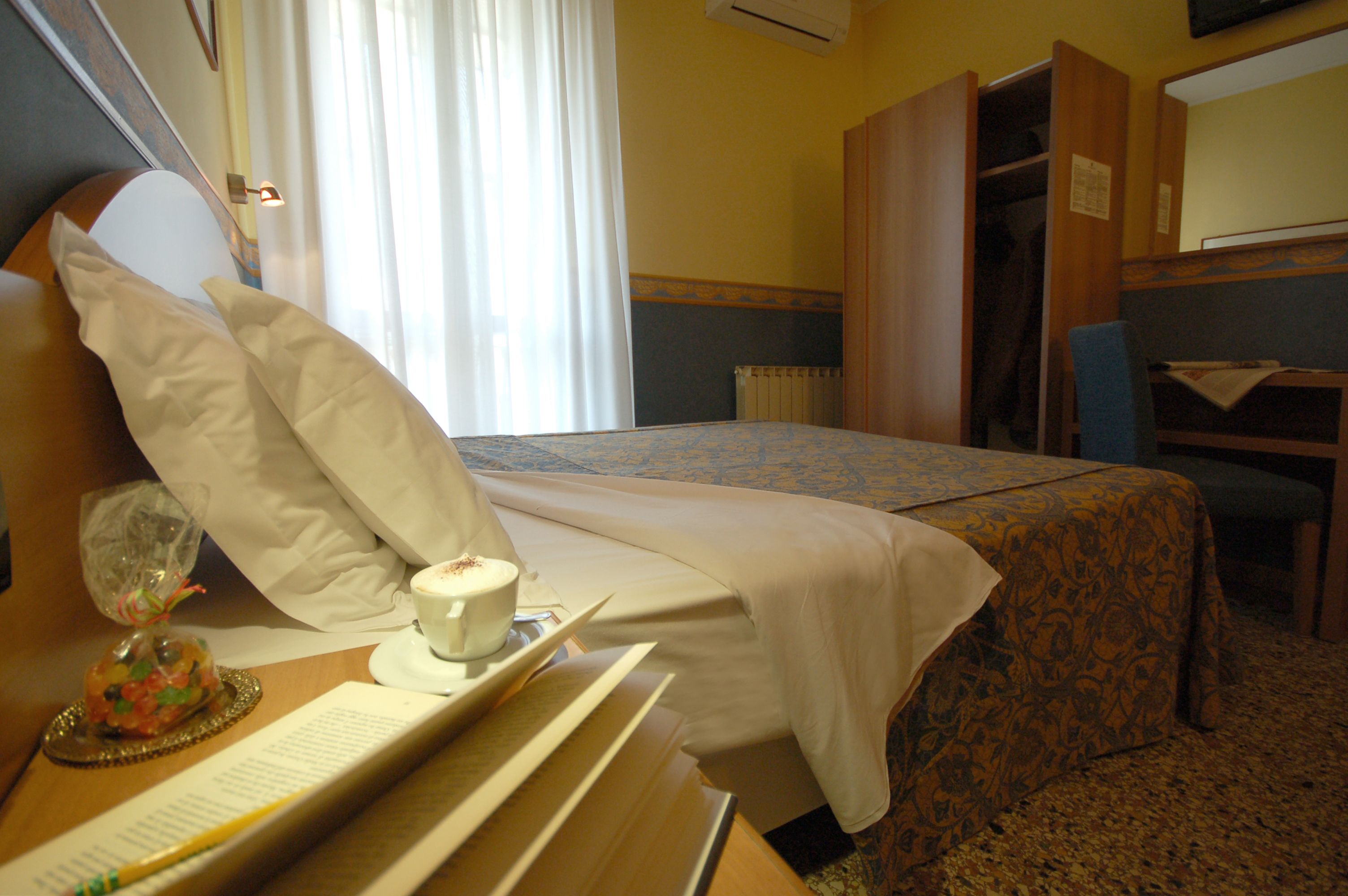 double room | premium bedding, in-room safe, desk, soundproofing