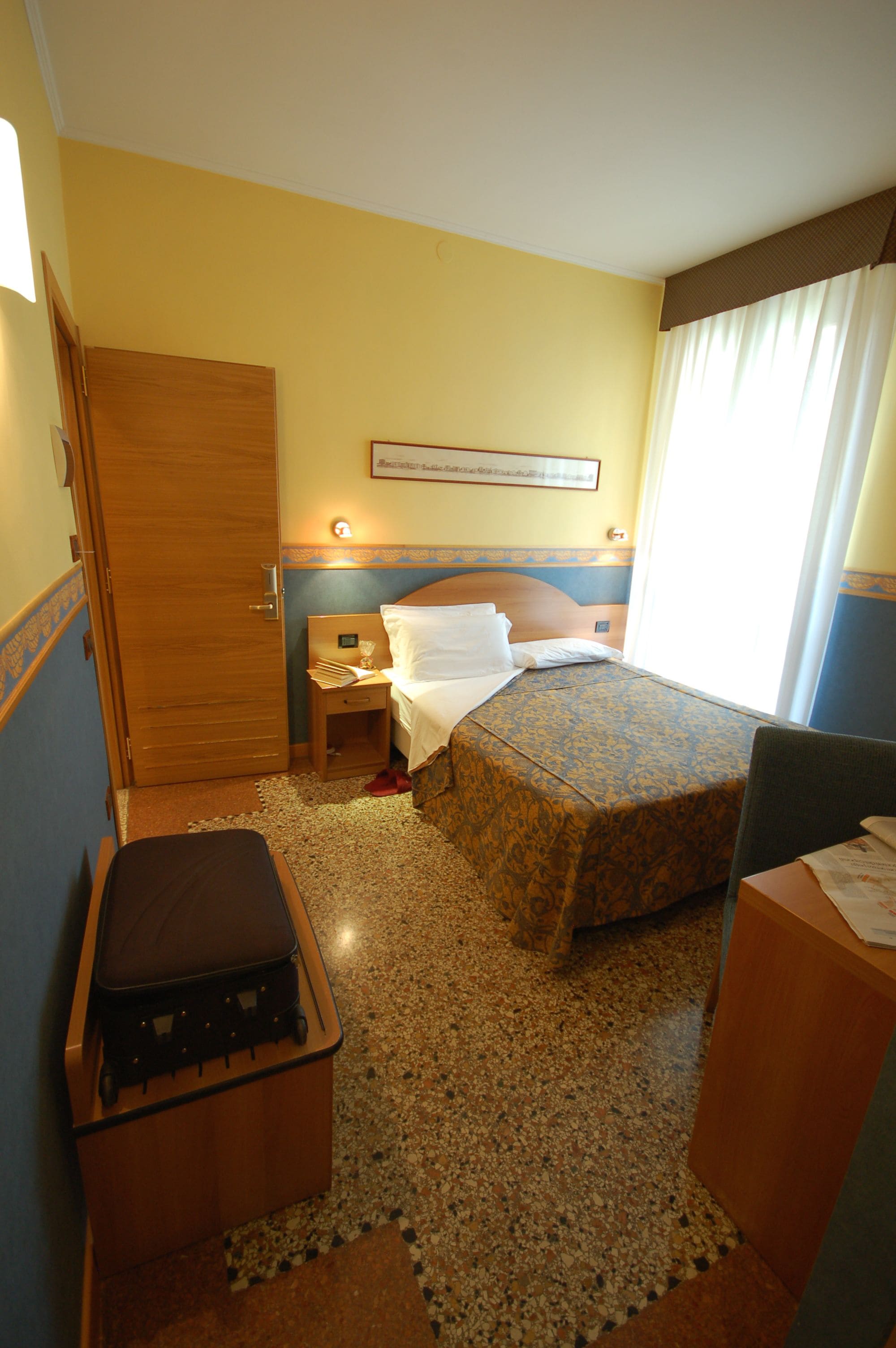 Chambre simple | Literie de qualité, coffre-fort, bureau, système d’insonorisation