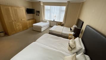 Family Quadruple Room, Multiple Beds