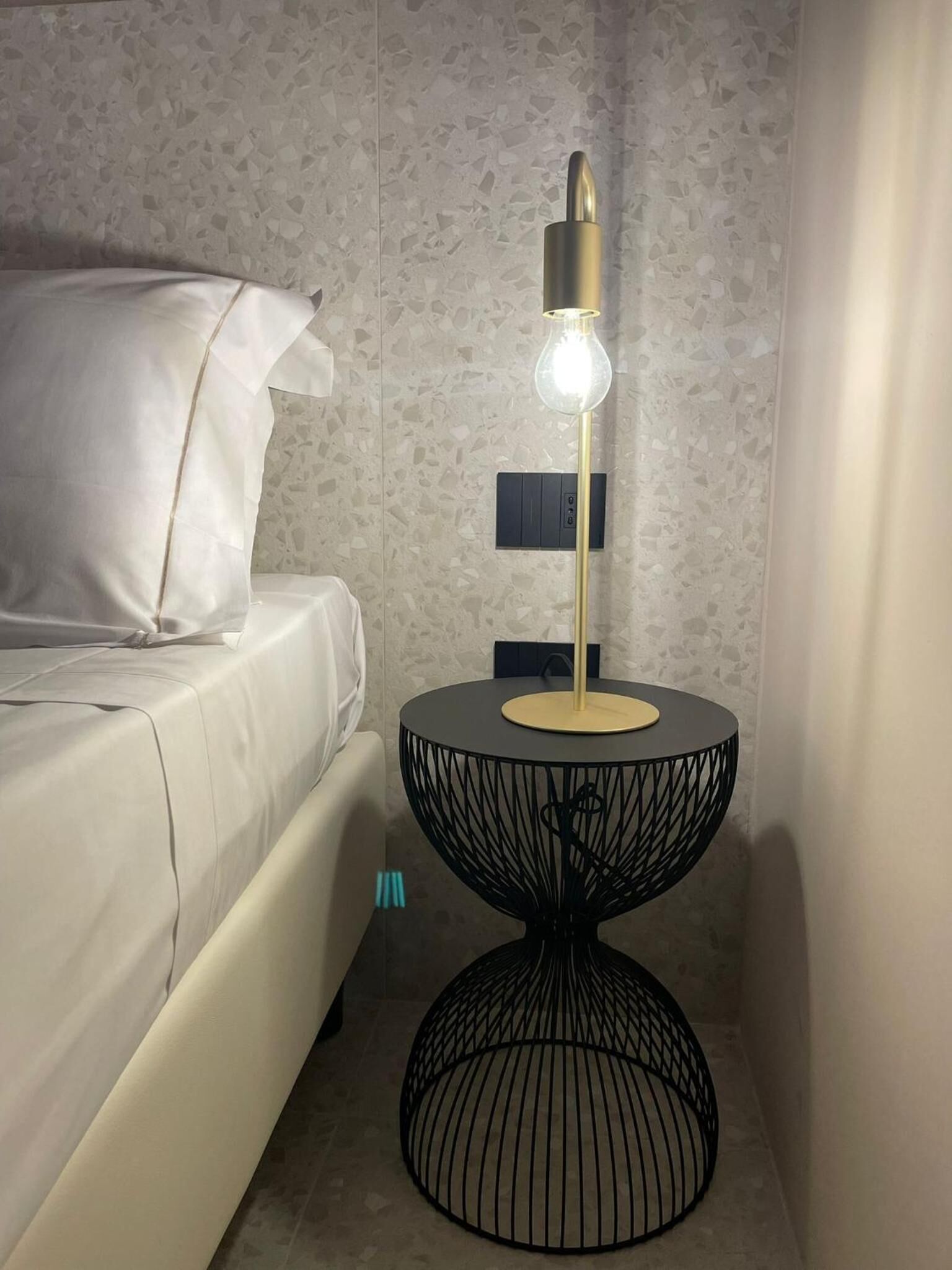 minibar, desk, free wifi