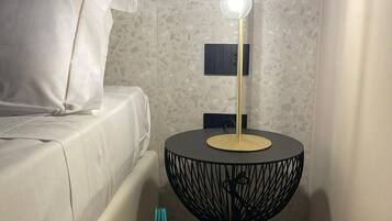 Minibar, Schreibtisch, kostenloses WLAN
