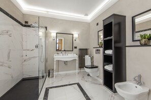 Bathroom - Relais Uffizi, Tailor made Hotel (Florence)