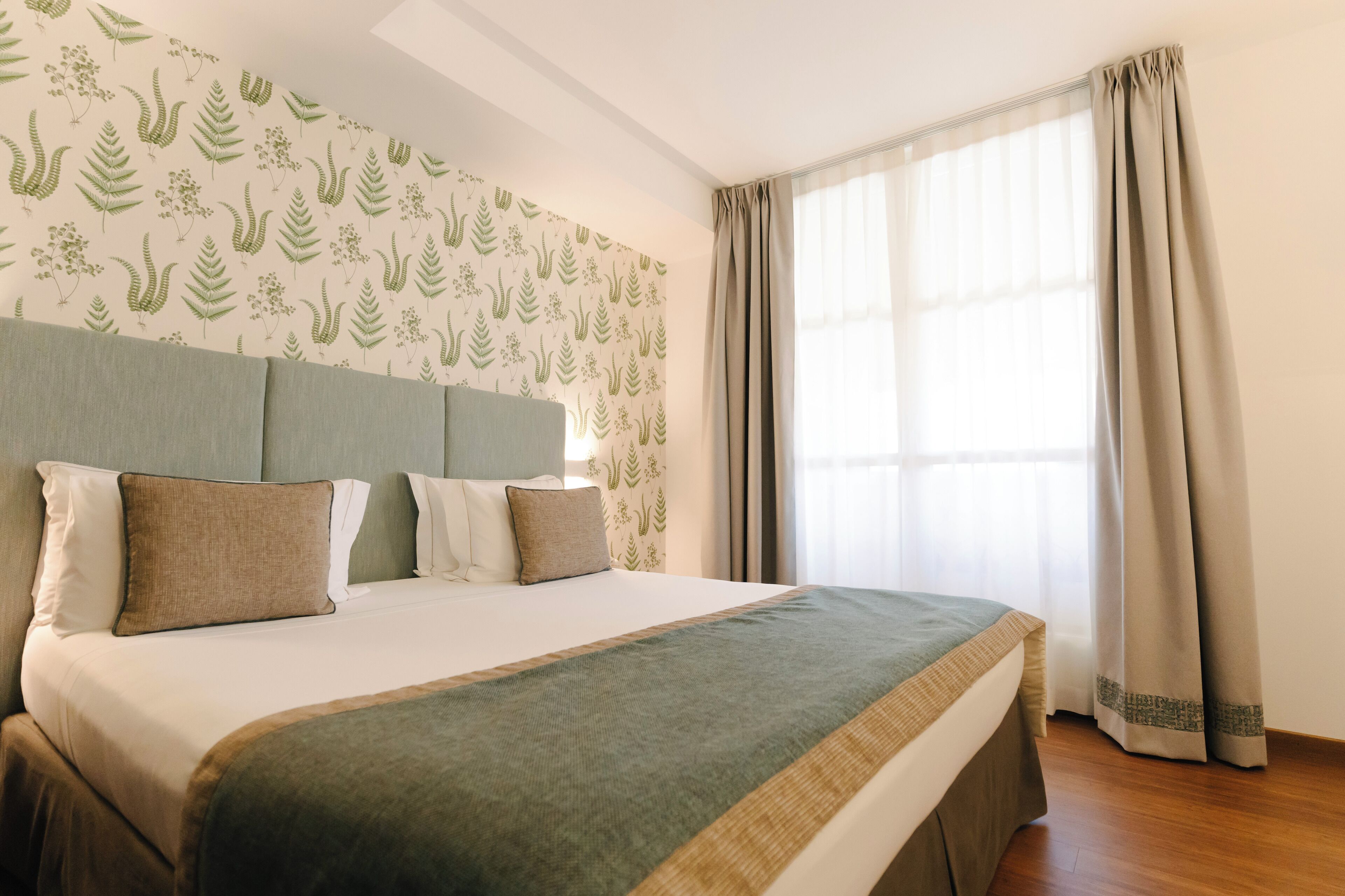 Comfort Triple Room | Premium bedding, down comforters, minibar, in-room safe