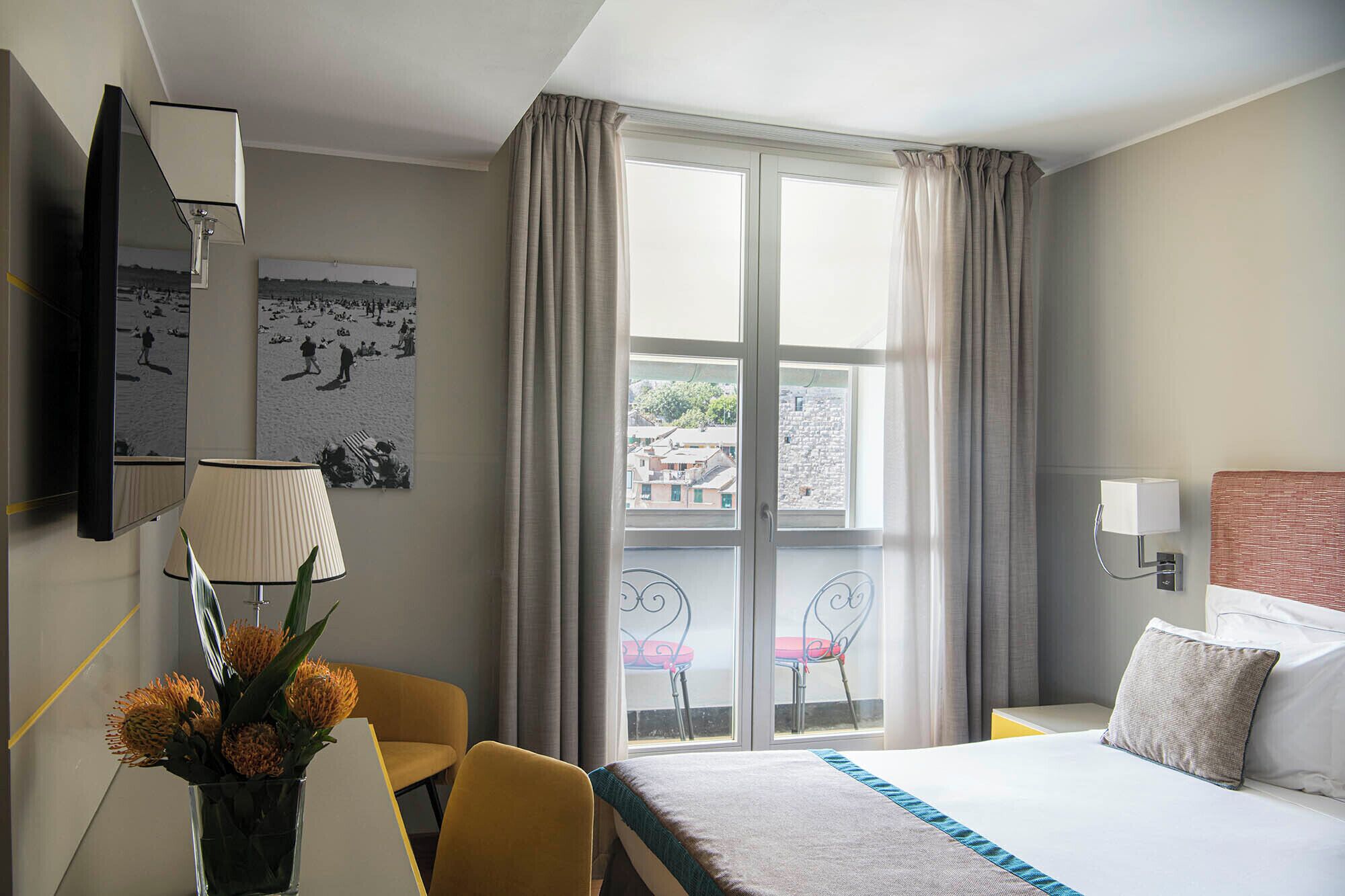 executive room | 1 bedroom, premium bedding, down duvets, minibar