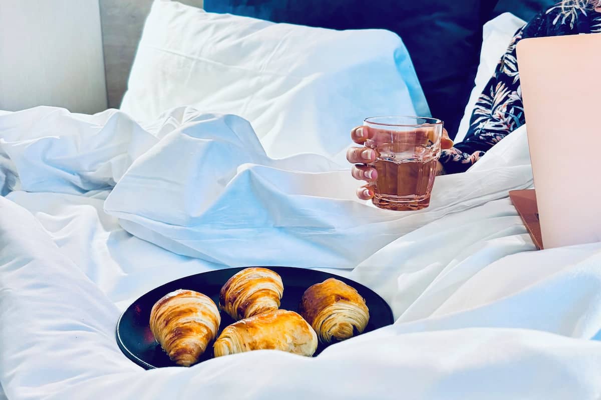 daily buffet breakfast (eur 12.5 per person)