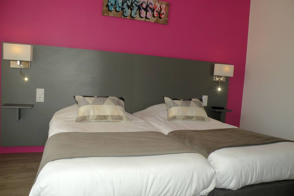 Superior Twin Room, Balcony | Premium bedding, desk, laptop workspace, soundproofing