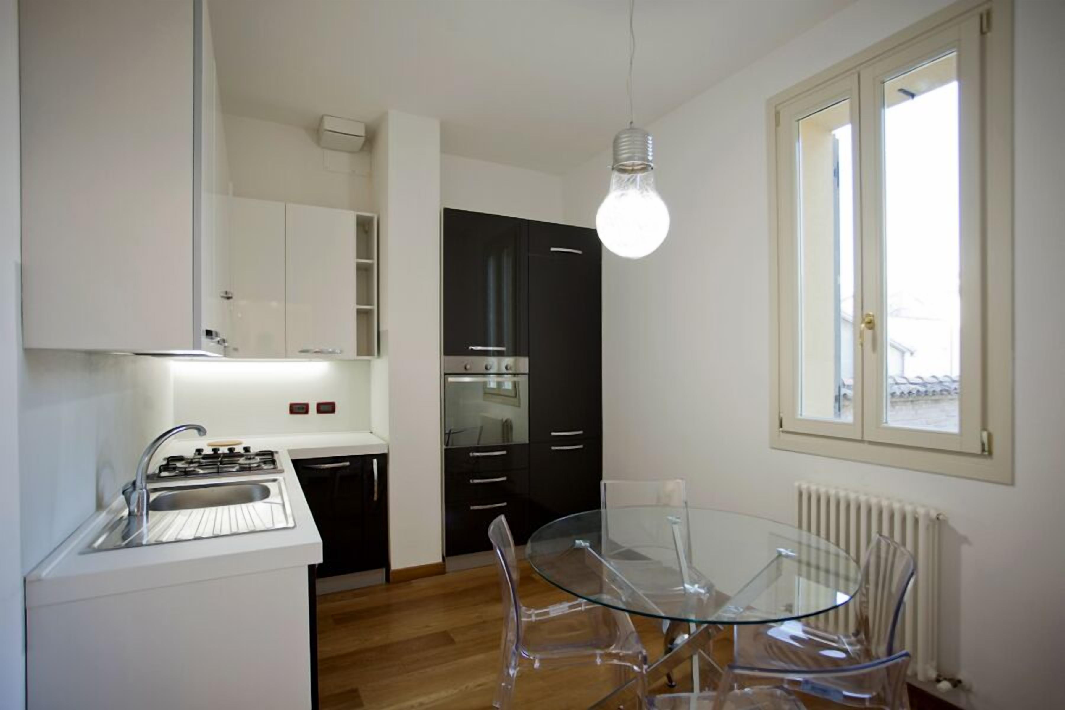 apartment, 2 bedrooms | living area | 55-inch smart tv with digital channels, tv, first-run films