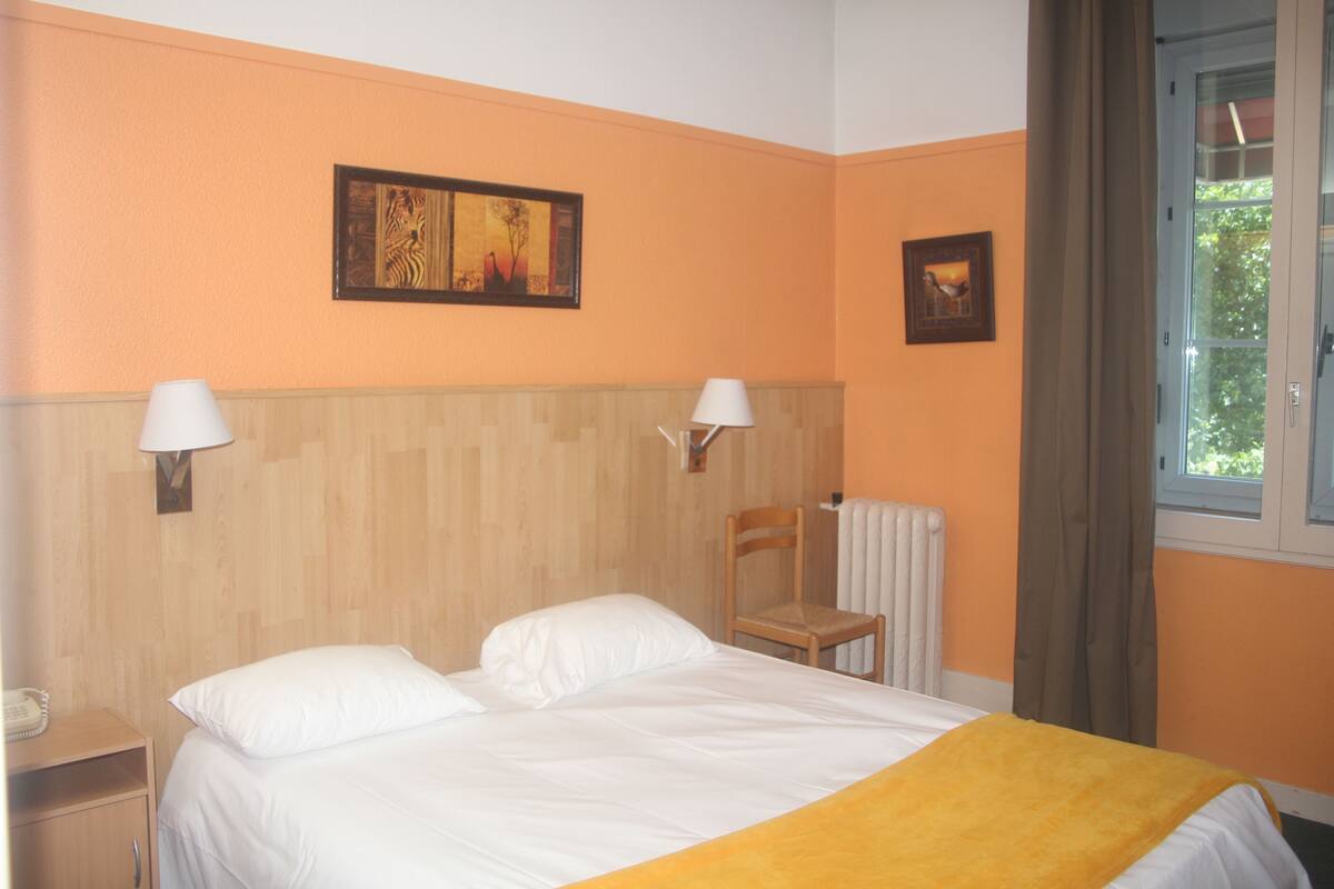 Quarto casal standard