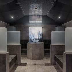 Sale per trattamenti di coppia, sauna, vasca idromassaggio, bagno turco