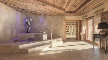 Espace de soins pour les couples, sauna, bain Ă remous, hammam, hammam