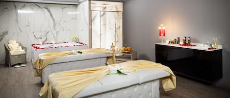 Sauna, bain à remous, soins corporels, bains de boue