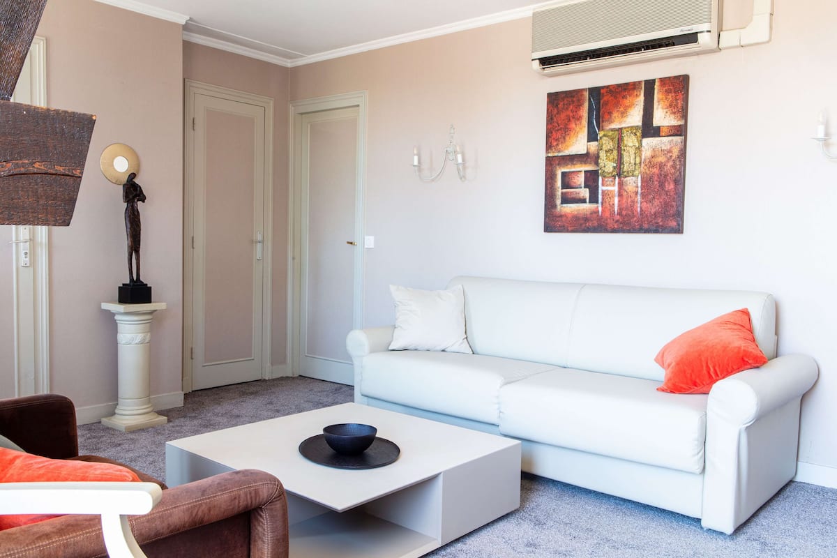 suite, multiple beds, non smoking, terrace (living room;with sofabed) | room amenity