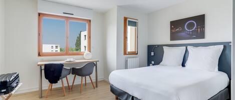 Estudi superior | Mobiliari individual i escriptori