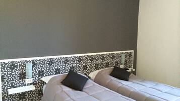 Värdeförvaringsskåp på rummet, skrivbord, ljudisolering och gratis wi-fi