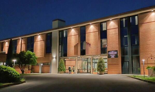 Front of property - Hotel Le Cerbaie (Altopascio)