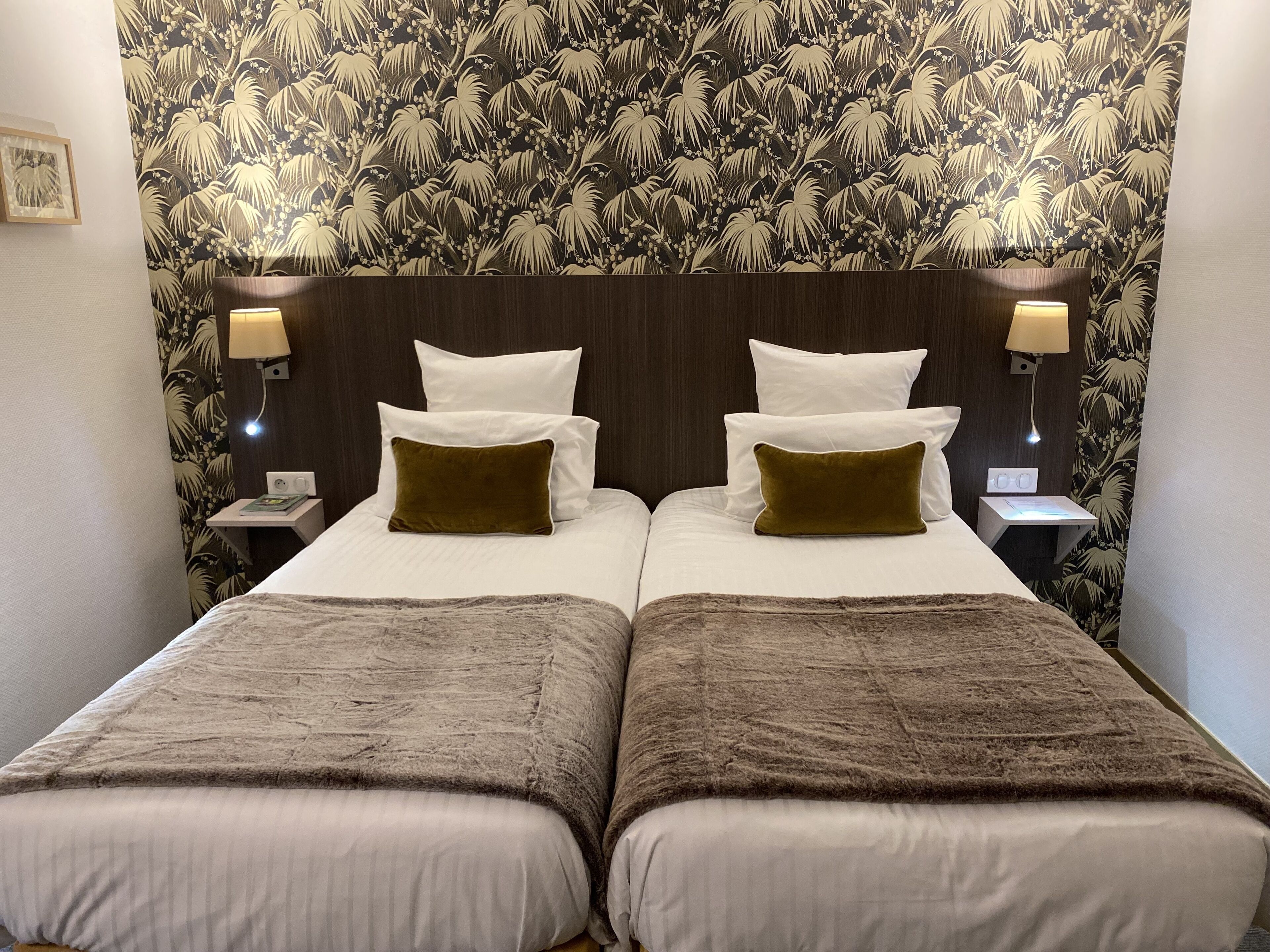 comfort twin room | premium bedding, pillow-top beds, in-room safe, desk