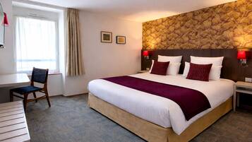 Premium bedding, pillow-top beds, in-room safe, desk