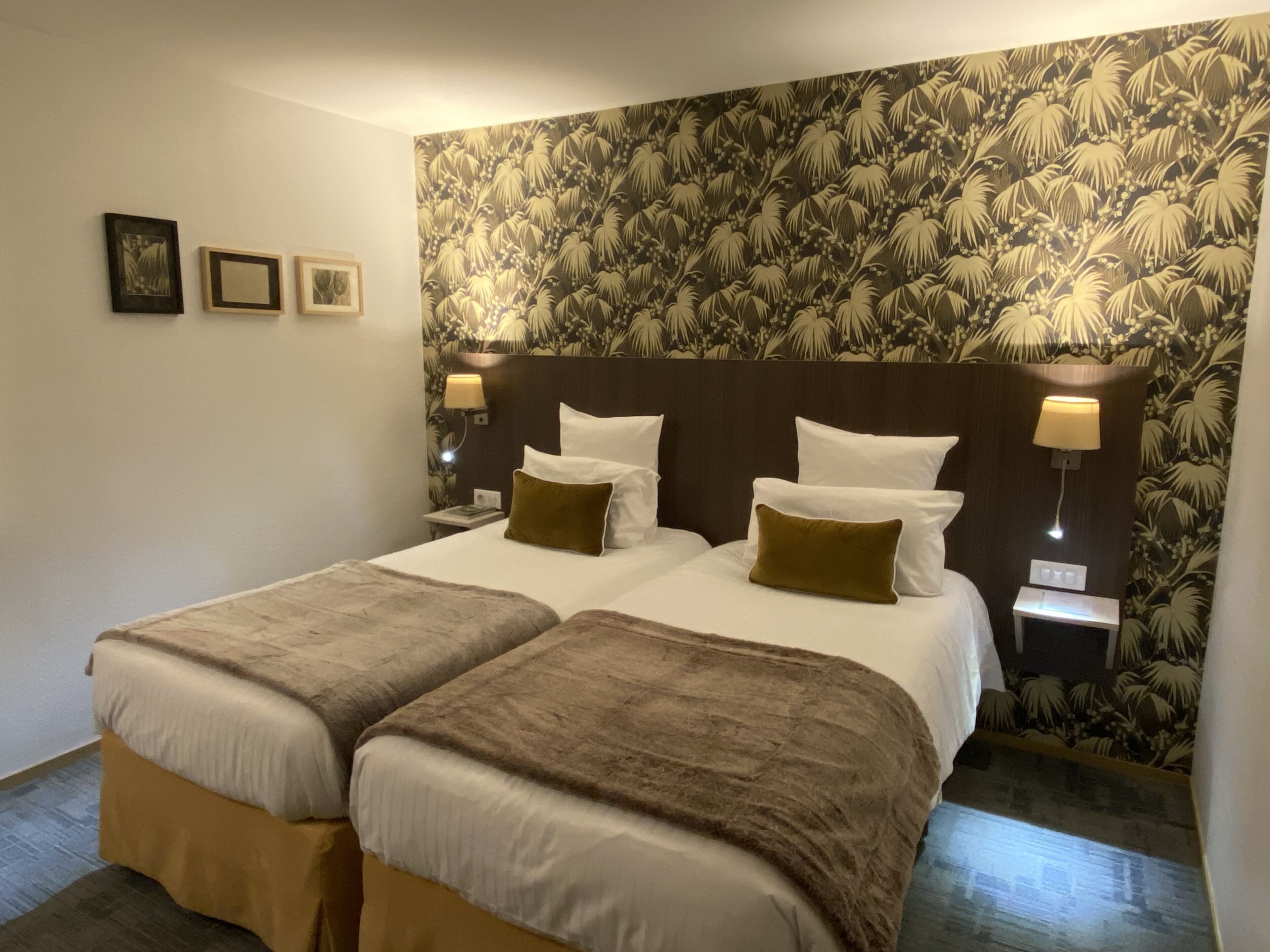 comfort twin room | premium bedding, pillow-top beds, in-room safe, desk