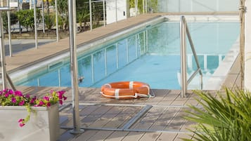 Indoor pool, outdoor pool, sun loungers