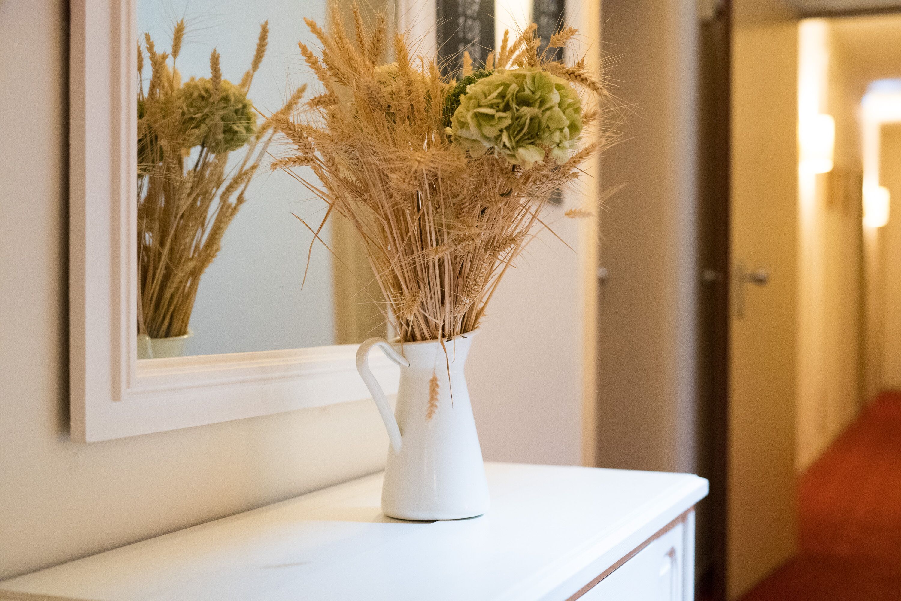 1 bedroom, desk, soundproofing, free wifi