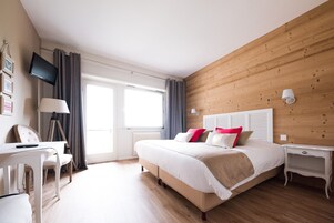 办公桌、隔音、免费 WiFi