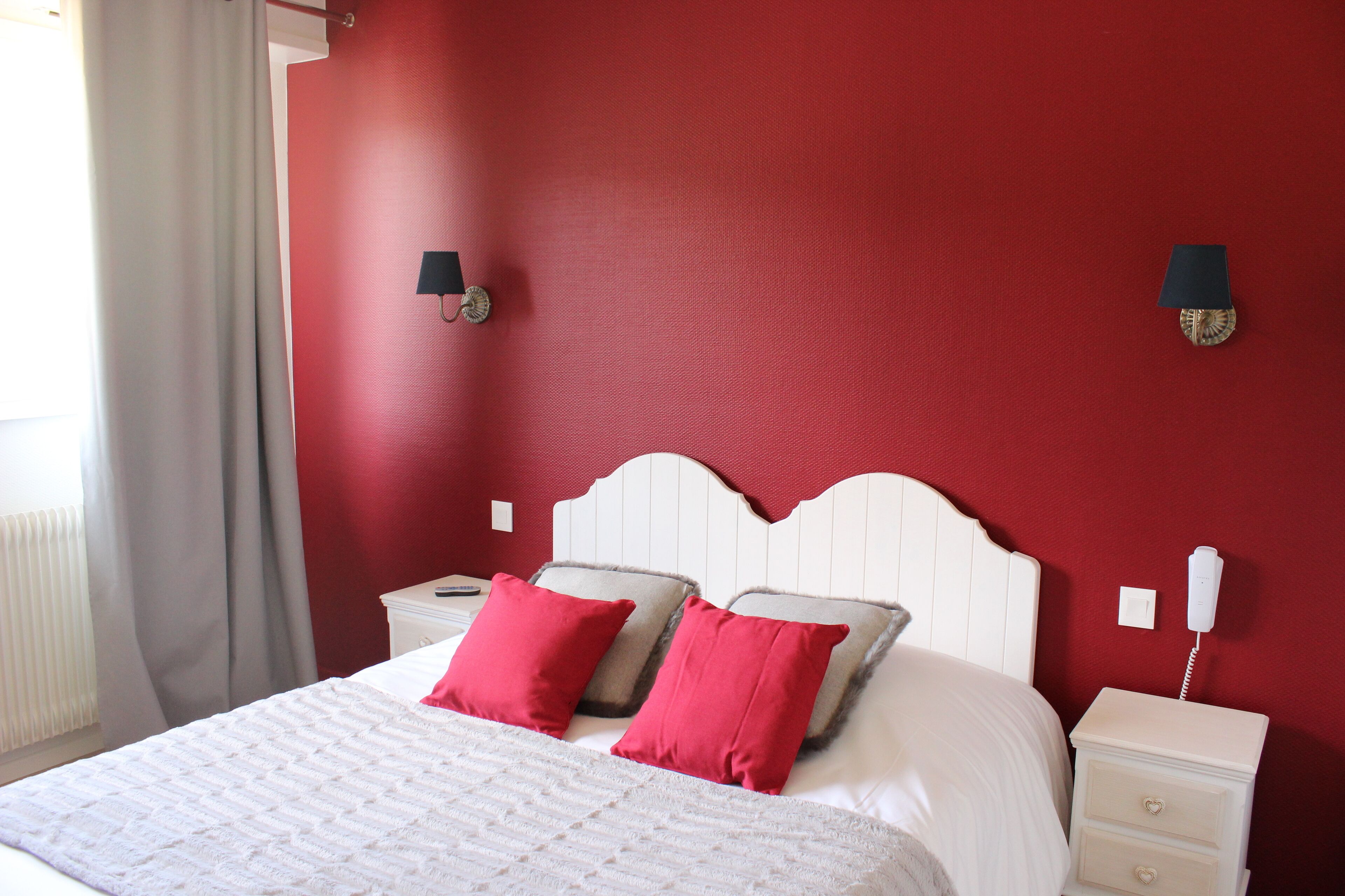 1 bedroom, desk, soundproofing, free wifi