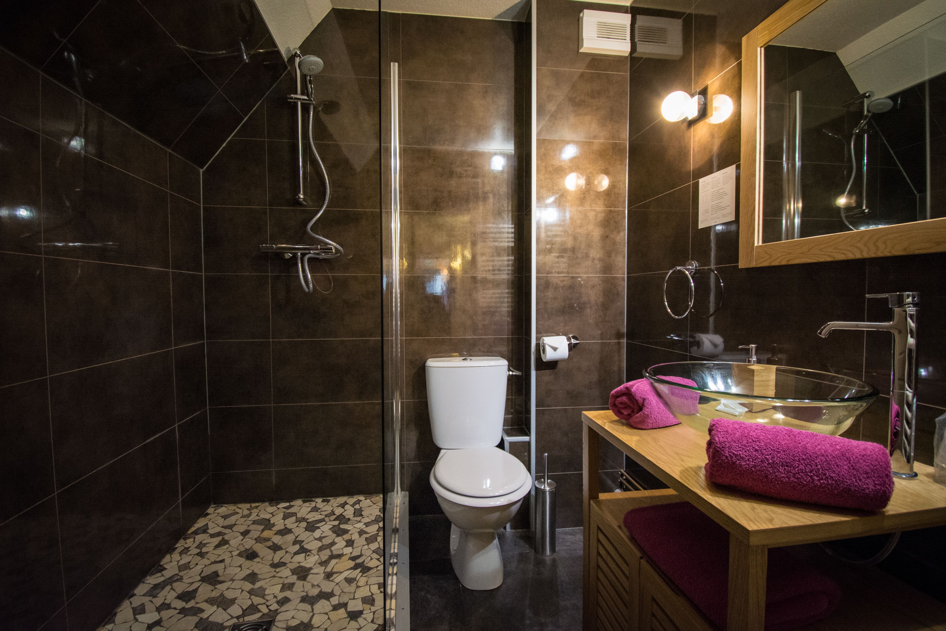 comfort double room | bathroom | hair dryer, towels