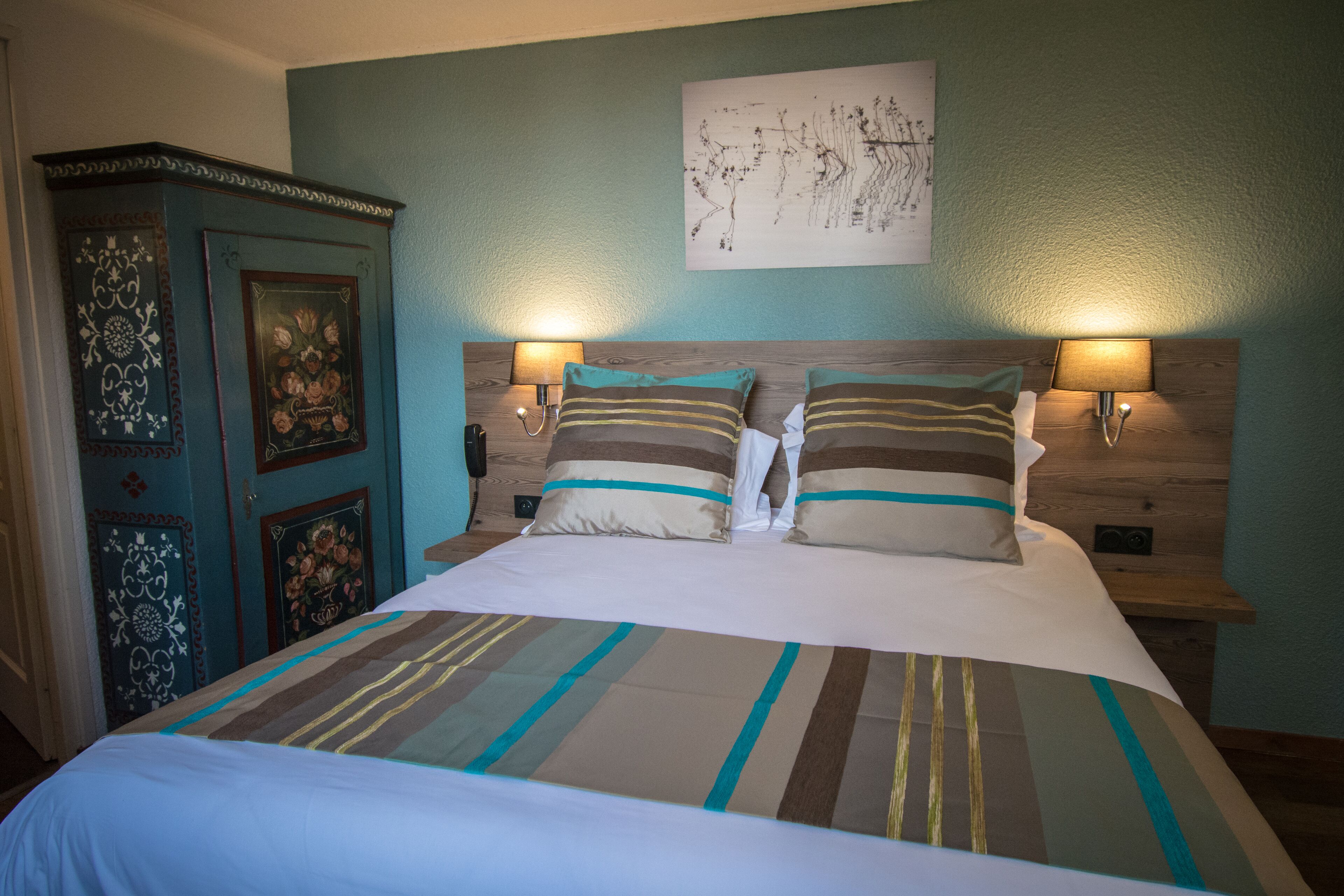 comfort room | iron/ironing board, free wifi