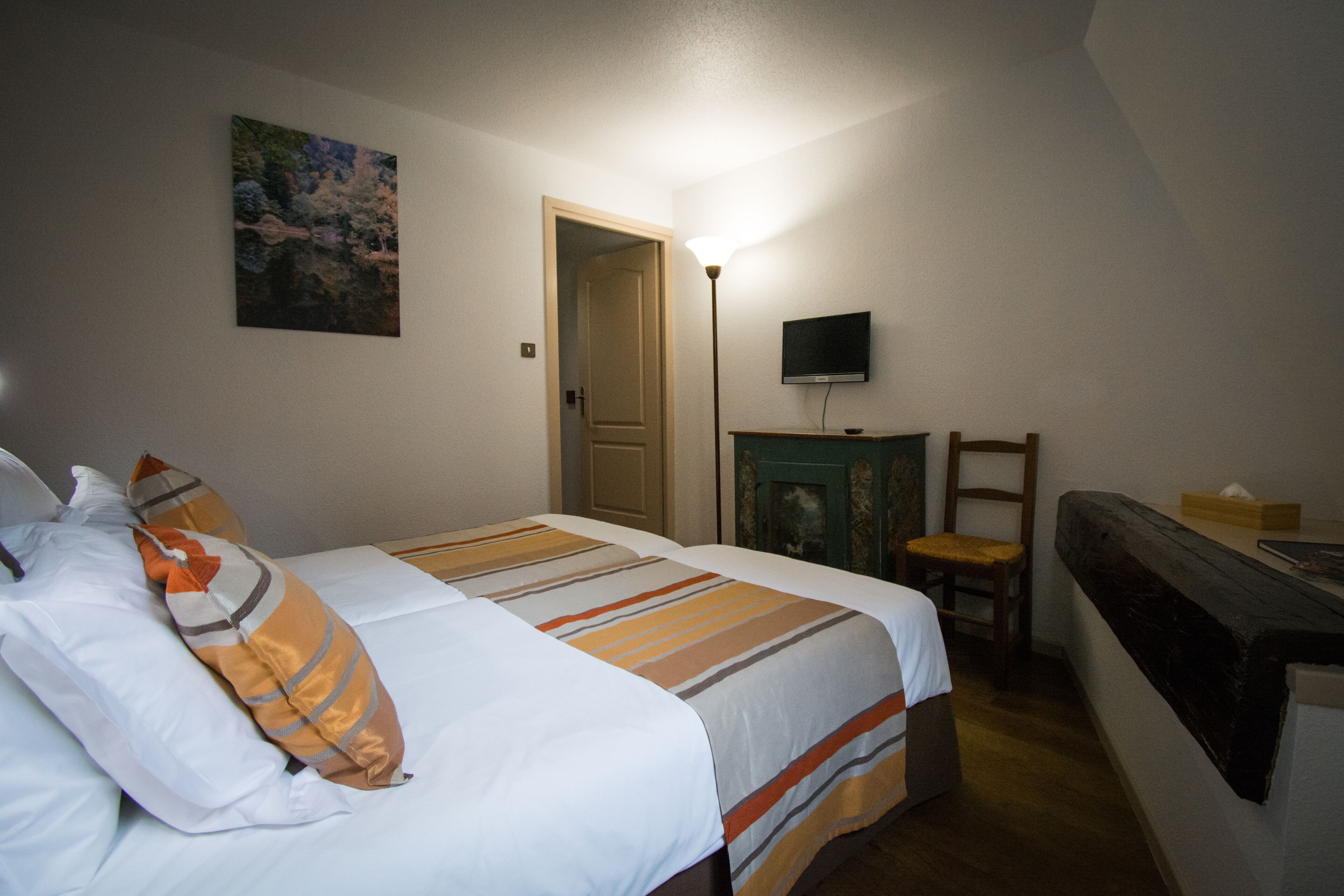 standard double room | iron/ironing board, free wifi