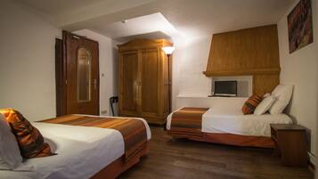 Standard-Doppelzimmer | Bügeleisen/Bügelbrett, kostenloses WLAN