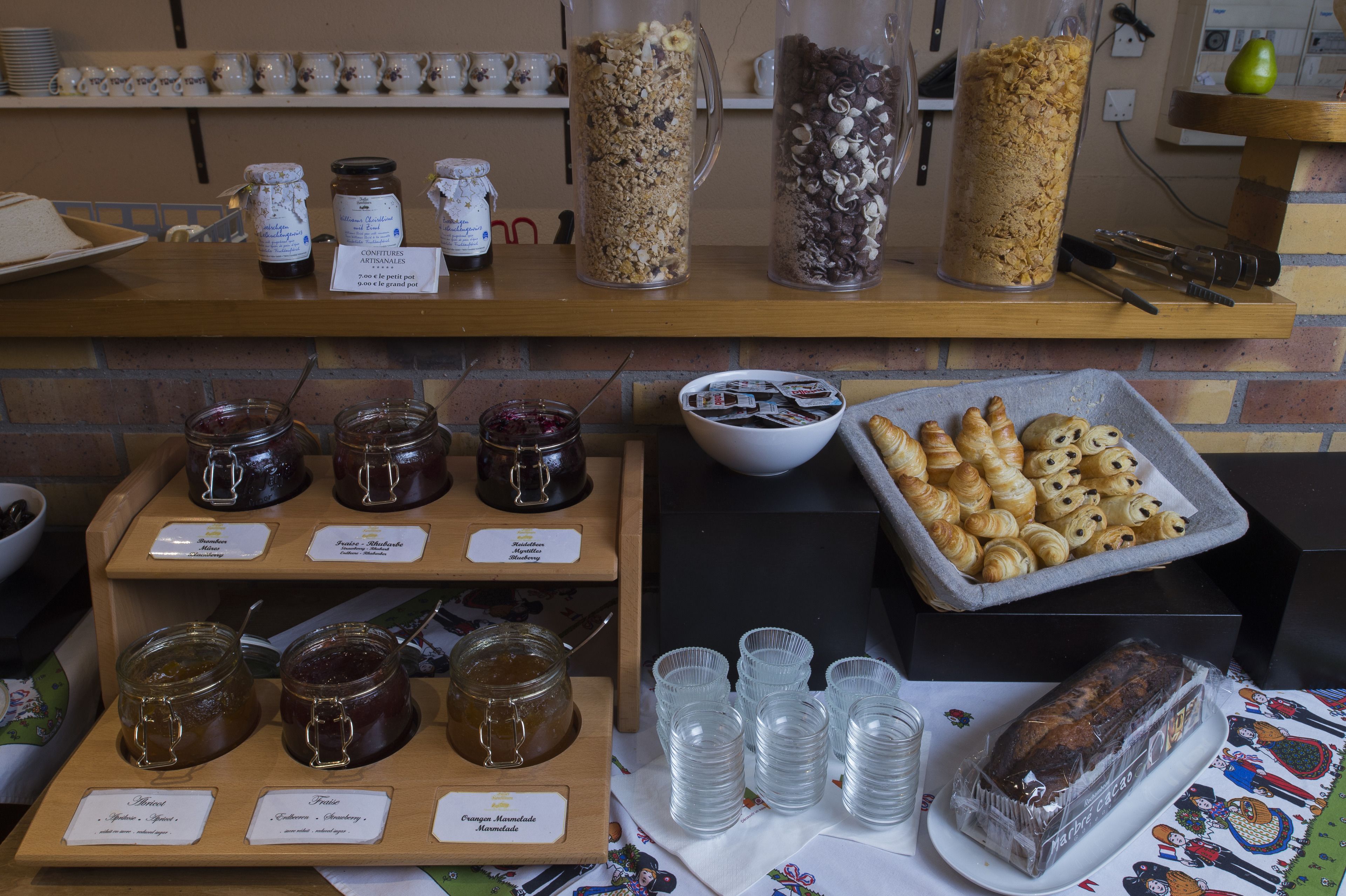 daily buffet breakfast (eur 14 per person)