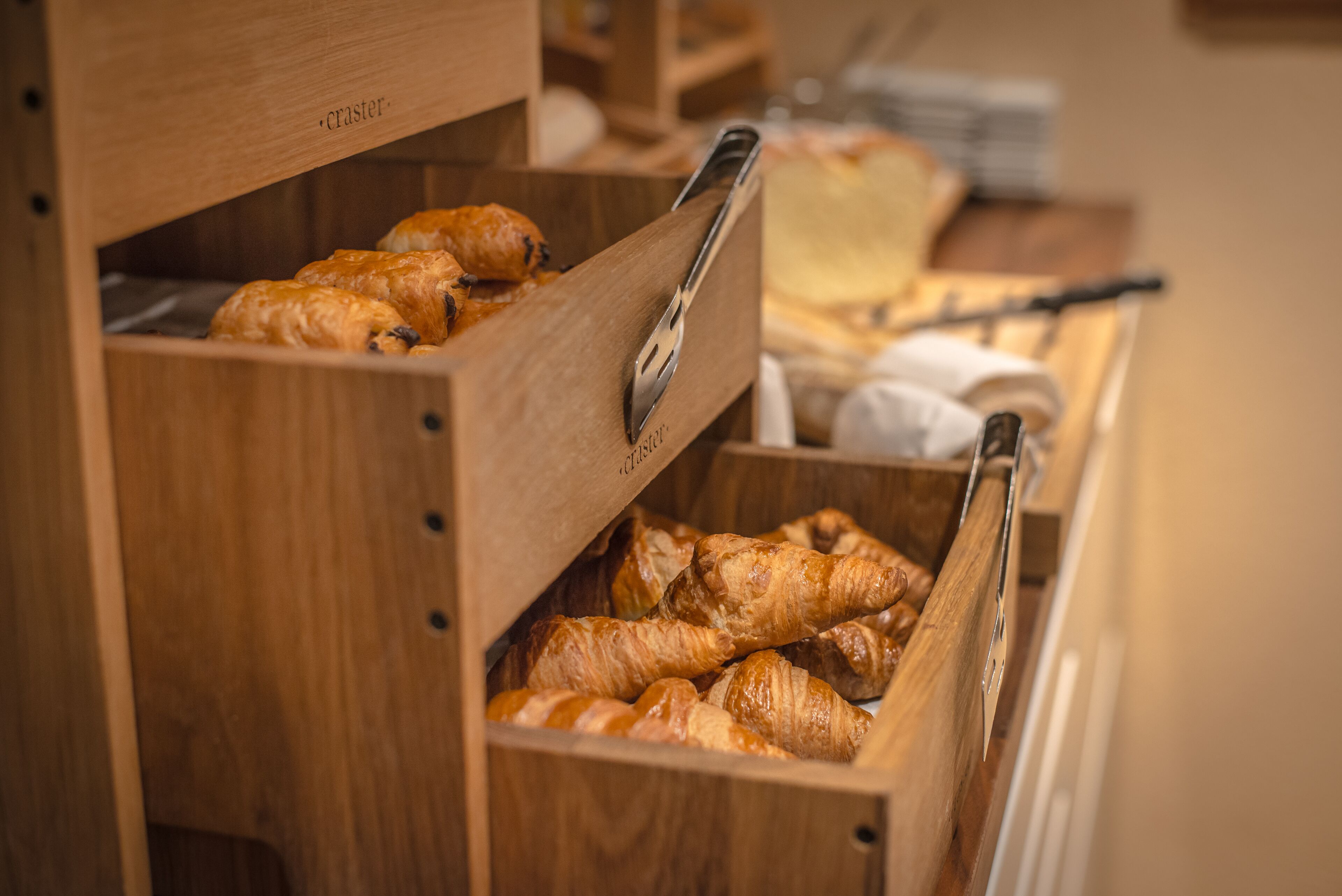 daily buffet breakfast (eur 14 per person)