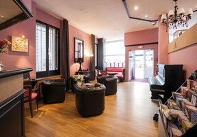 Sala de estar en el lobby