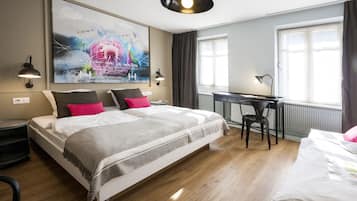 Bureau, chambres insonorisées, Wi-Fi gratuit, draps fournis