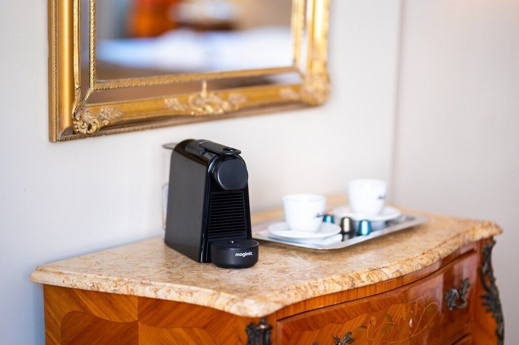 premium bedding, in-room safe, individually decorated, desk