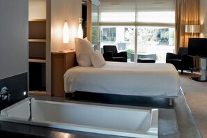 Design Double Room - LOGIS Marne Source des Sens (Morsbronn-les-Bains)