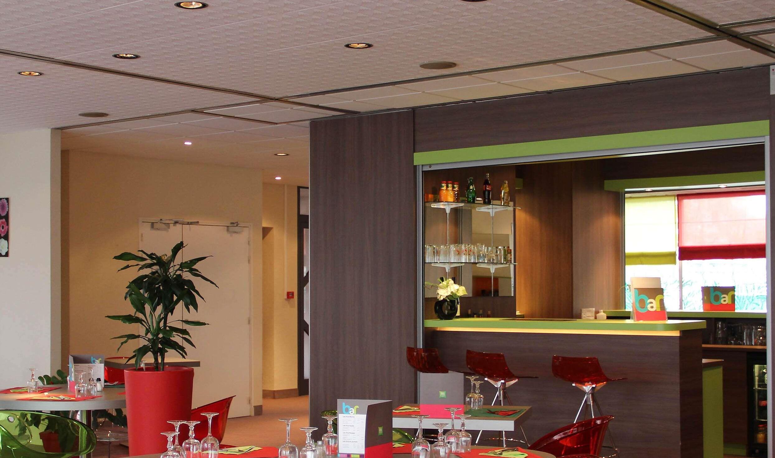 Bar (in der Unterkunft)