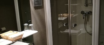 利斯飯店